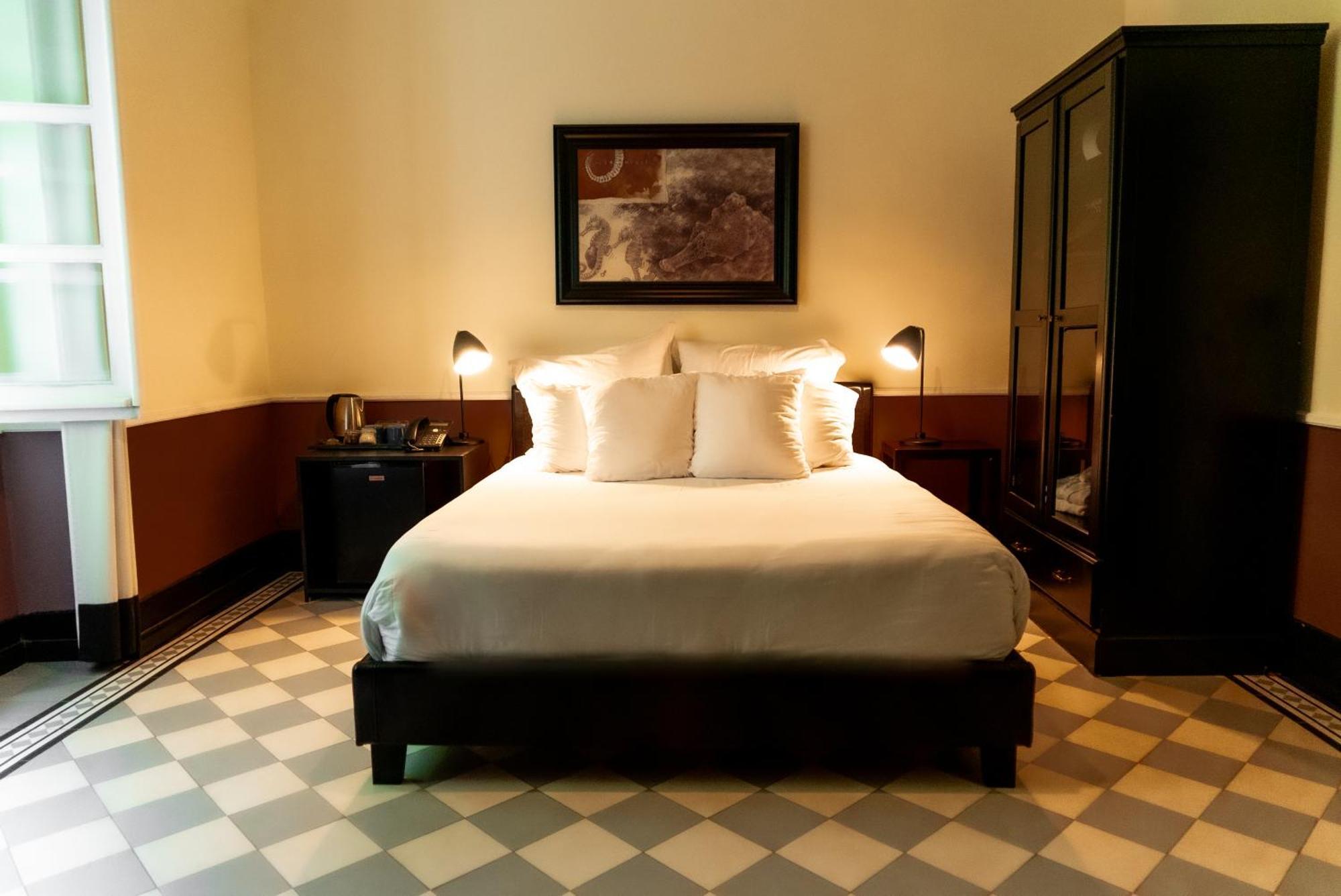 Roca Sundy - Principe Collection Guest House Santo Antonio ภายนอก รูปภาพ